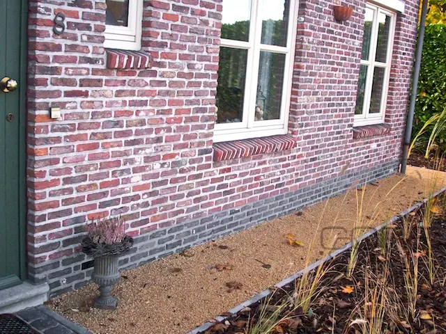 Project 387 - Holland Home - Gravel Curb Extension for Car Parking - Roof Eve Drainage